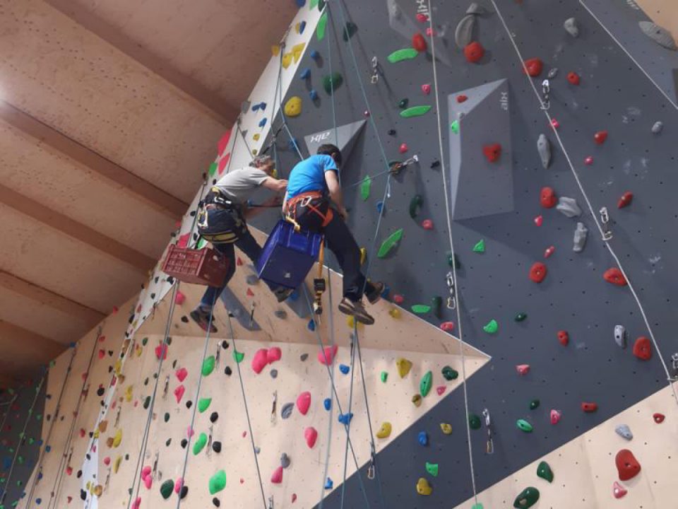 Nouvelles voies sur le mur d'escalade